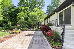 6632 Lancer Dr, Charlotte, NC 28226 - Photo 20