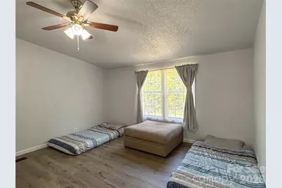 2330 West View Acres Avenue Extension, Hickory, NC 28601 - Photo 8