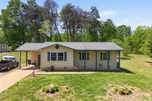 450 Washington St, Forest City, NC 28043 - Photo 2