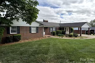 1 Clearview St, Granite Falls, NC 28630 - Photo 2