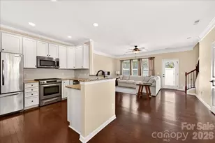 6453 Silver Star Ln, Charlotte, NC 28210 - Photo 8