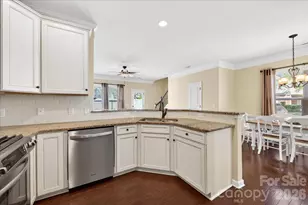 6453 Silver Star Ln, Charlotte, NC 28210 - Photo 12