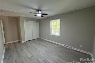 4339 Bathurst Dr, Charlotte, NC 28227 - Photo 14