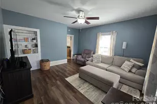 214 E 10th St, Kannapolis, NC 28083 - Photo 8