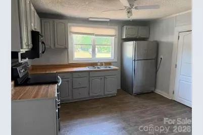 909 Cub Street, Kannapolis, NC 28081 - Photo 6