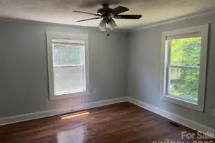 909 Cub St, Kannapolis, NC 28081 - Photo 8