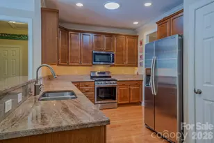 7 Magic Sam Ct, Biltmore Lake, NC 28715 - Photo 18