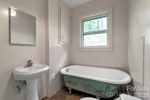 257 Pine St, Black Mountain, NC 28711 - Photo 18