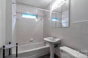 257 Pine St, Black Mountain, NC 28711 - Photo 10