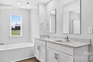 11531 Cardinal Crk Ave, Charlotte, NC 28215 - Photo 28