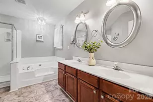 10904 Carver Pond Rd, Charlotte, NC 28269 - Photo 22