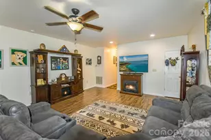 945 N Country Club Rd, Brevard, NC 28712 - Photo 6