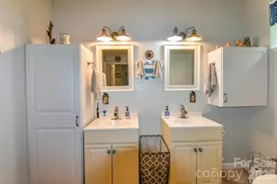 945 N Country Club Rd, Brevard, NC 28712 - Photo 30