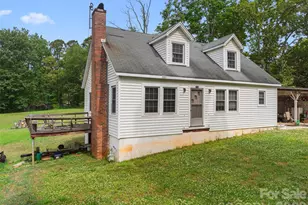 2465 E Nc Hwy 150 Hwy E, Lincolnton, NC 28092 - Photo 2