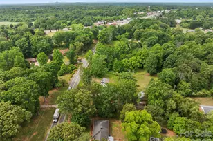 2465 E Nc Hwy 150 Hwy E, Lincolnton, NC 28092 - Photo 8