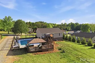 120 Walnut Ln, Taylorsville, NC 28681 - Photo 12