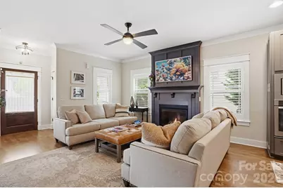 2501 Marshall Place, Charlotte, NC 28203 - Photo 8