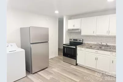 110 N Peterson Street, Stanley, NC 28164 - Photo 6