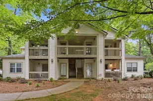 1042 Churchill Downs Ct, Charlotte, NC 28211 - Photo 1