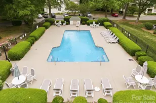 1042 Churchill Downs Ct, Charlotte, NC 28211 - Photo 24
