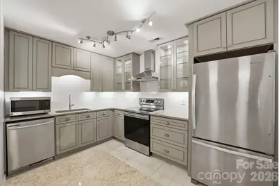 1042 Churchill Downs Court #F, Charlotte, NC 28211 - Photo 14