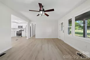 310 Houston Rd, Troutman, NC 28166 - Photo 8