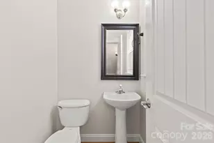 540 Dubois Court, Charlotte, NC 28208 - Photo 22