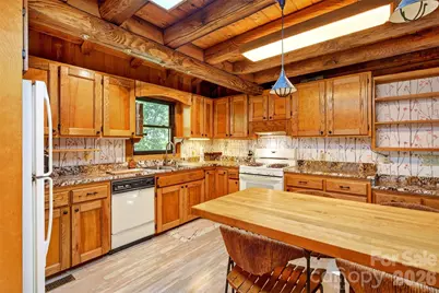 221 Hammer Hollow Drive, Marion, NC 28752 - Photo 10