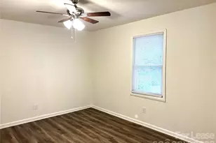 1009 Plymouth St, Gastonia, NC 28054 - Photo 8