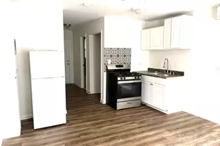 1009 Plymouth St, Gastonia, NC 28054 - Photo 2