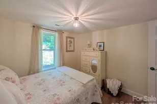 314 Byrd Creek Rd, Green Mountain, NC 28740 - Photo 16