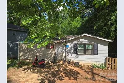 413 S Pinchback Avenue, Bessemer City, NC 28016 - Photo 2