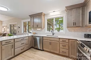 240 Shoreline Loop, Mooresville, NC 28117 - Photo 4