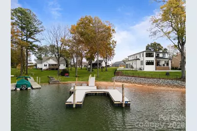 240 Shoreline Loop, Mooresville, NC 28117 - Photo 1