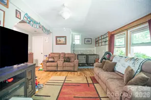1202 Cannon Dr, Lenoir, NC 28645 - Photo 10