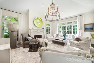 2301 Queens Rd E, Charlotte, NC 28207 - Photo 16