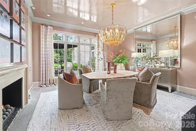2301 Queens Road E, Charlotte, NC 28207 - Photo 12