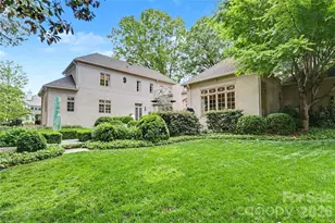 2301 Queens Rd E, Charlotte, NC 28207 - Photo 36