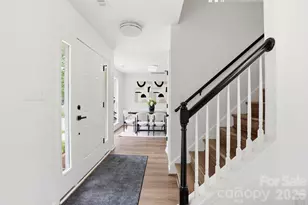 8106 Castlemaine Dr, Matthews, NC 28104 - Photo 2
