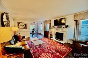 733 Stanfield Dr, Charlotte, NC 28210 - Photo 2