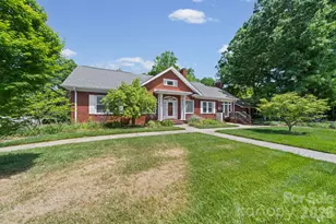 729 Montgomery Ave, Albemarle, NC 28001 - Photo 4