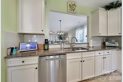3021 Voyageurs Way, Fort Mill, SC 29707 - Photo 8