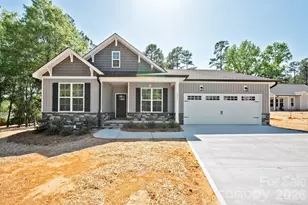 581 Goldmoor Dr NE, Concord, NC 28025 - Photo 8