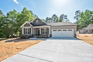 581 Goldmoor Dr NE, Concord, NC 28025 - Photo 6