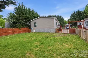 106 Central Ave, Swannanoa, NC 28778 - Photo 36
