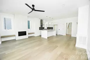 221 Woodsborough Pl, Raleigh, NC 27601 - Photo 32