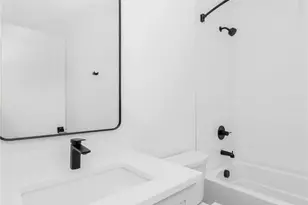 221 Woodsborough Pl, Raleigh, NC 27601 - Photo 44