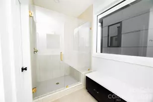 221 Woodsborough Pl, Raleigh, NC 27601 - Photo 22