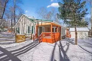 701 Charter Hills Rd, Beech Mountain, NC 28604 - Photo 2