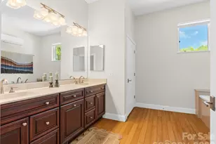 16 Chickadee Ln, Fairview, NC 28730 - Photo 26